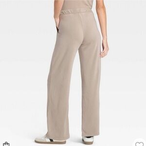 High-Rise Fleece Wide Leg Sweatpants